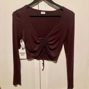 BNWT Aritzia Sunday Best Vida top size medium